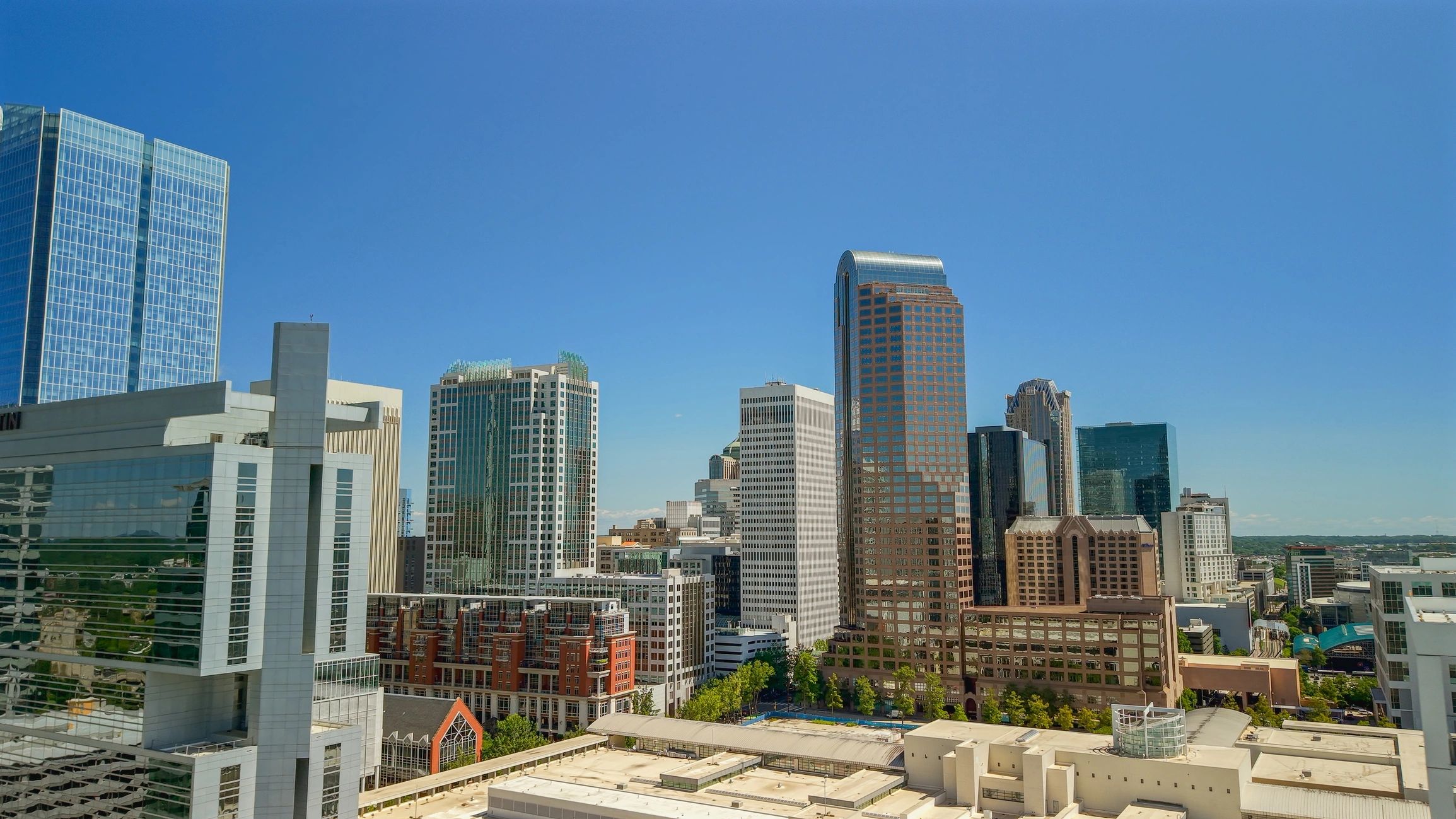 City skyline representing commercial real estate finance insights